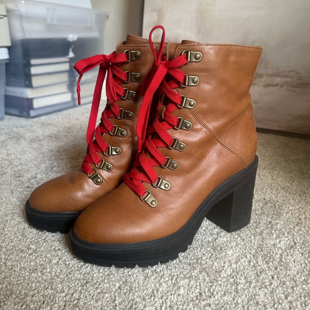 Steve Madden Royce Cognac Platform Leather Bootie